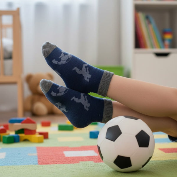 Skarpetki dziecięce bawełna granatowe w piłkarza i piłkę nożną 27-30