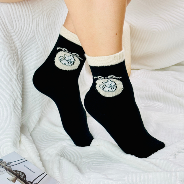 Skarpetki długie ciepłe angora wełna czarne w kotka 39-42