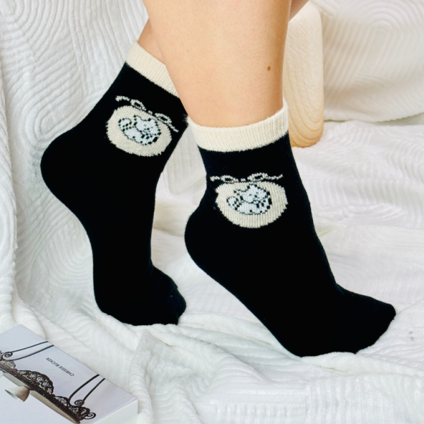 Skarpetki długie ciepłe angora wełna czarne w kotka 39-42