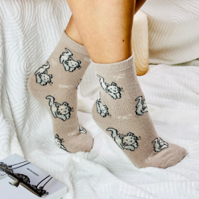 Skarpetki długie ciepłe angora wełna beżowe w kotki 35-38
